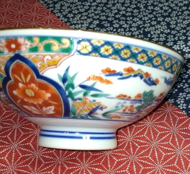 ♦【５０年前のコレクション】♥選べる３皿♥有田焼【春雄苑錦五彩作】茶碗セット