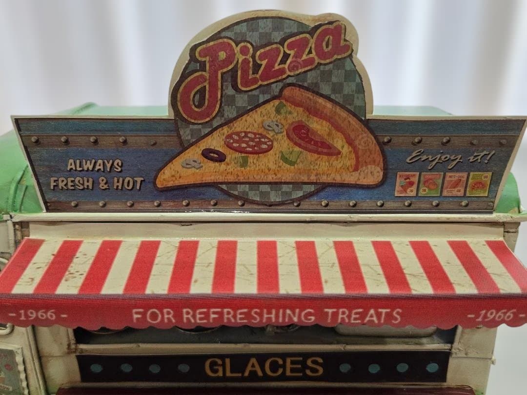 ブリキ　キッチンカー　ヴィンテージ風オブジェ