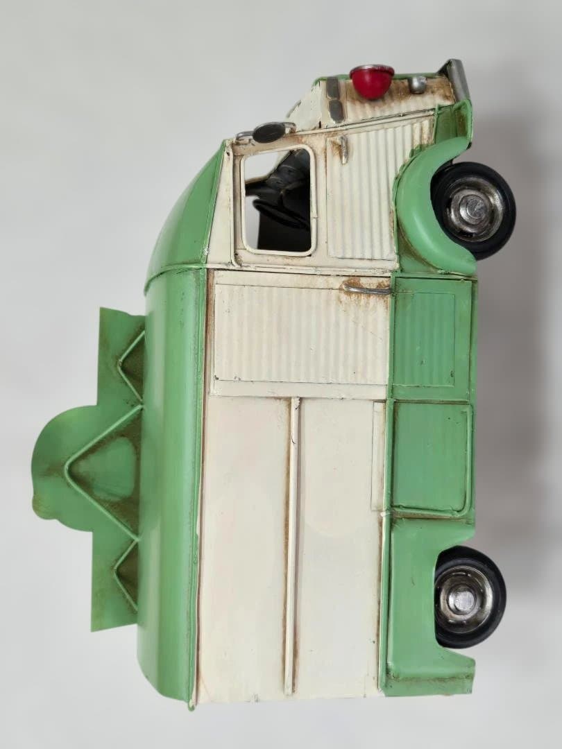 ブリキ　キッチンカー　ヴィンテージ風オブジェ