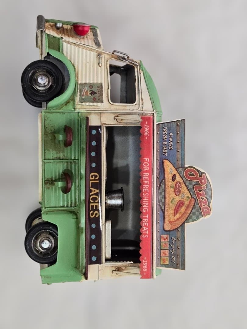 ブリキ　キッチンカー　ヴィンテージ風オブジェ