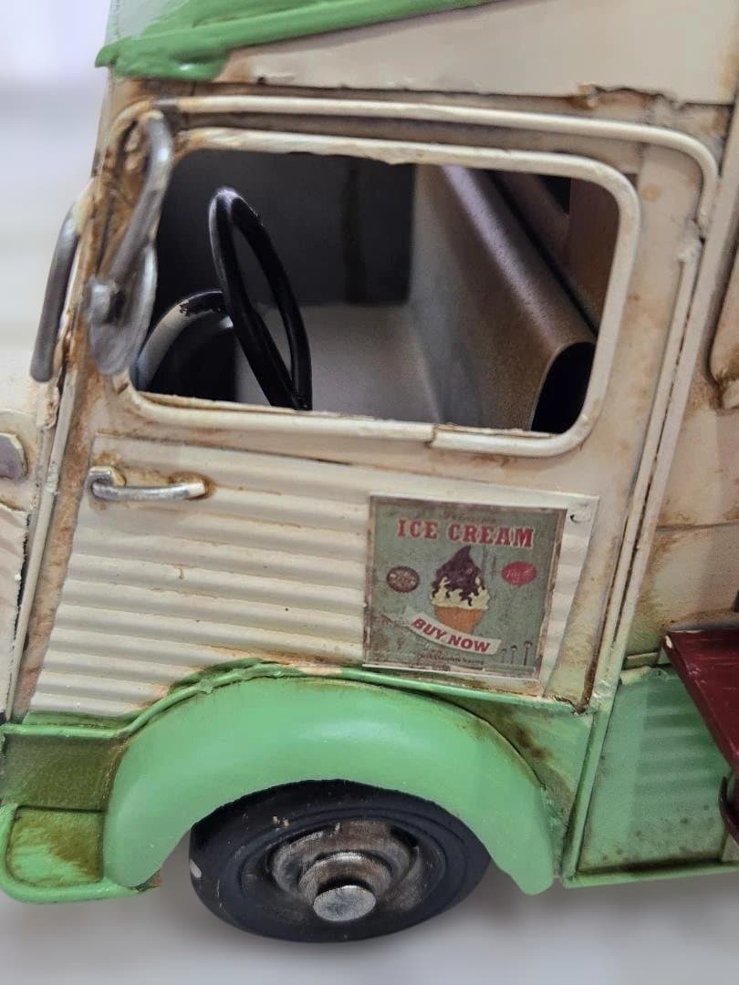 ブリキ　キッチンカー　ヴィンテージ風オブジェ