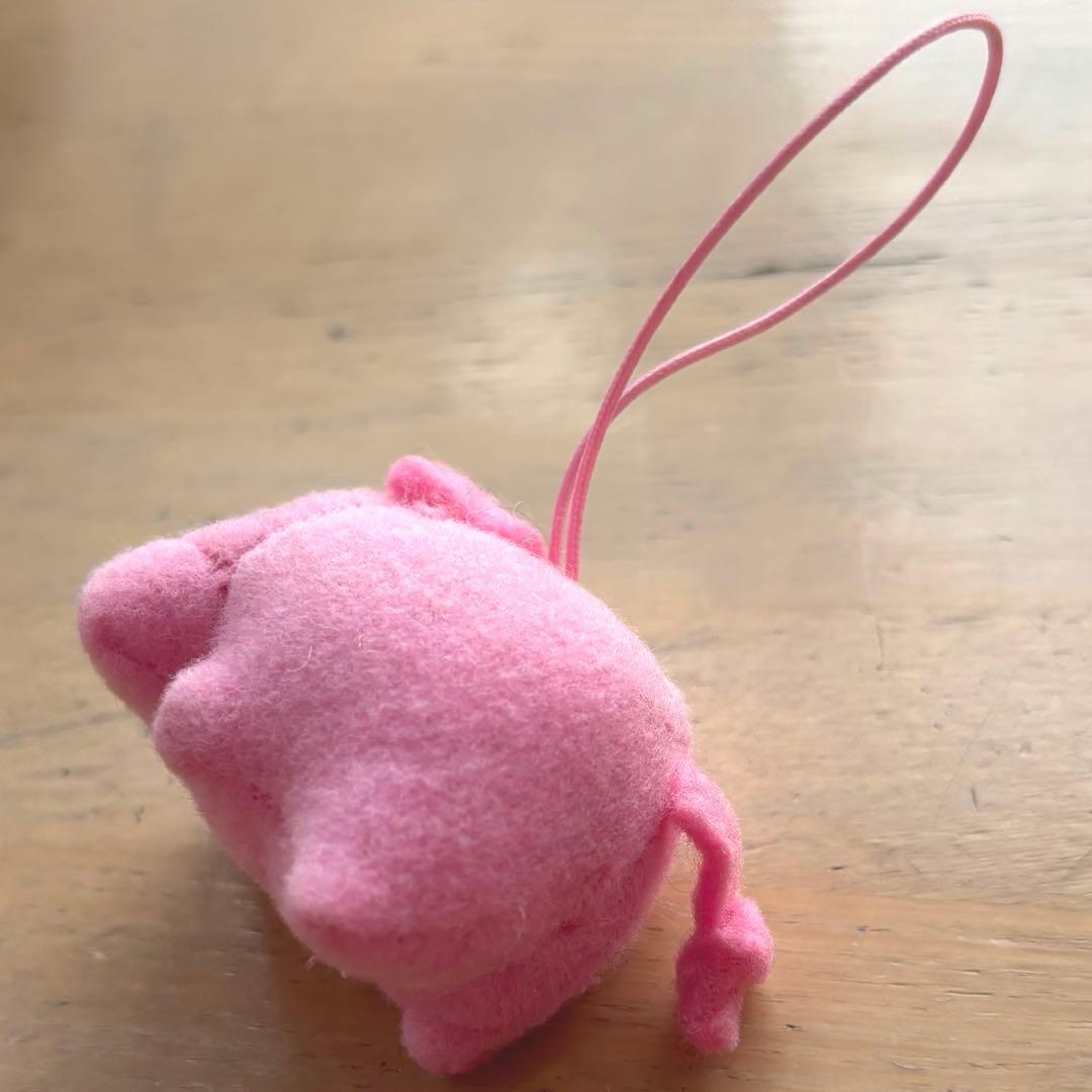 手のひらサイズ　ぶたちゃん　マスコット