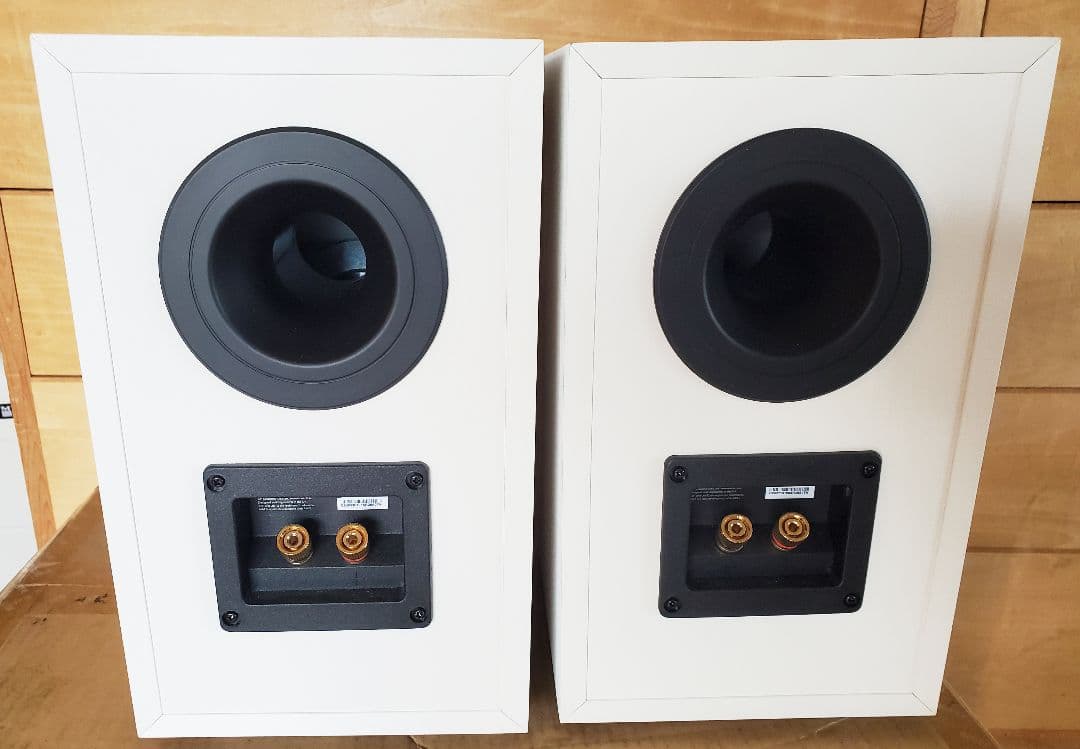 【極美品】KEF Q1 スピーカー / 元箱あり / 使用頻度少なめ