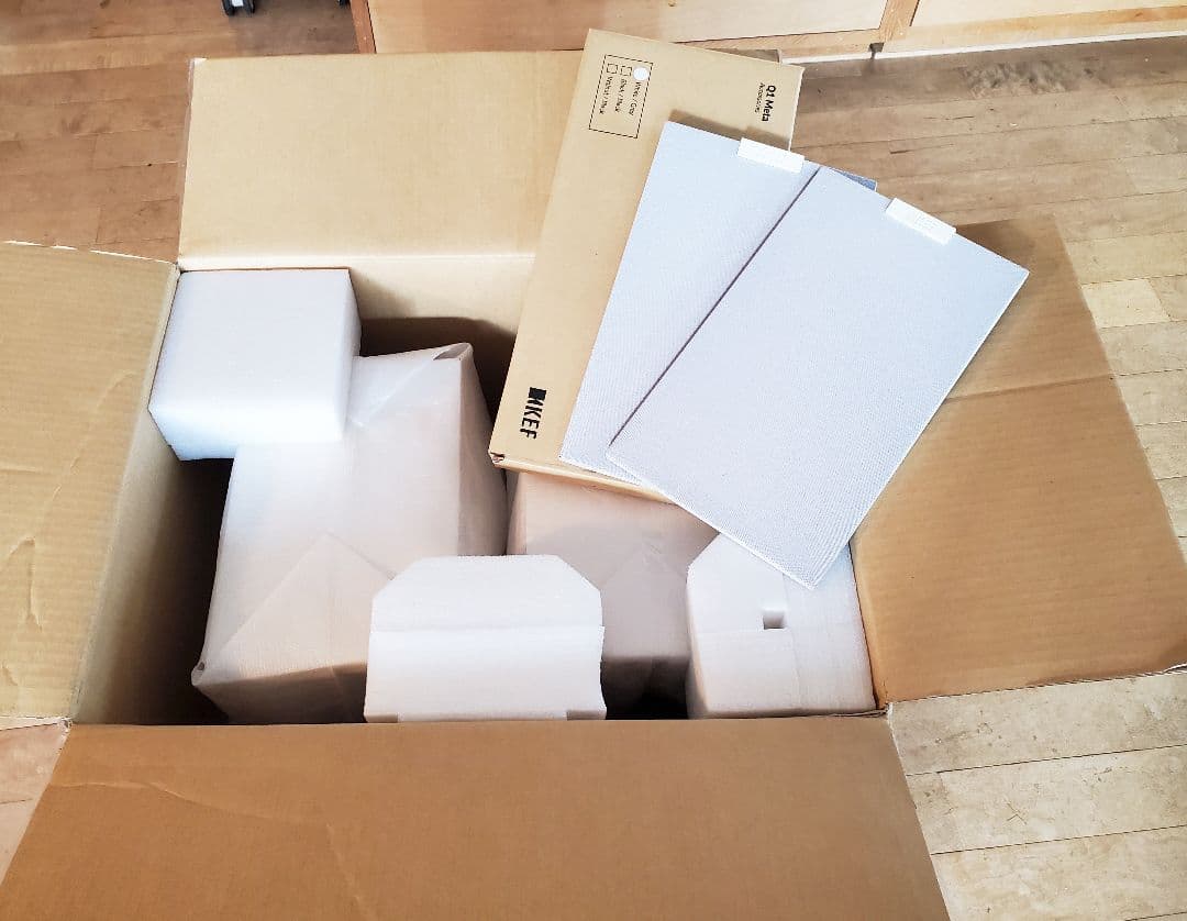 【極美品】KEF Q1 スピーカー / 元箱あり / 使用頻度少なめ