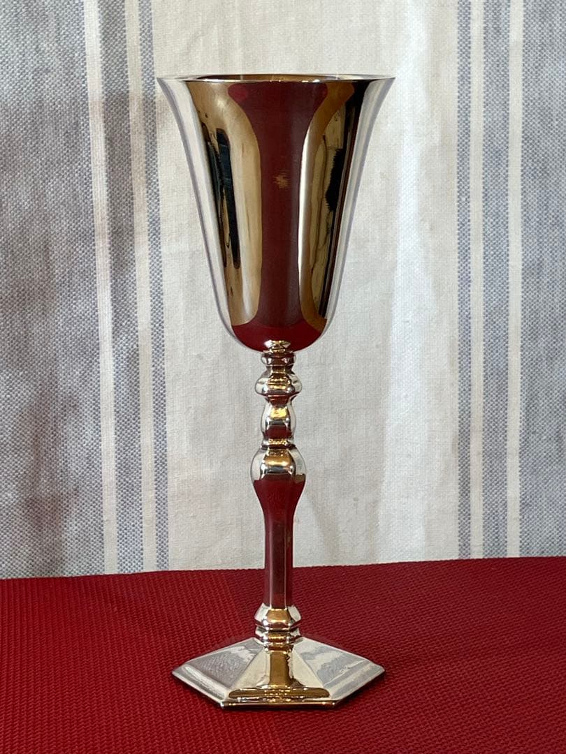 ①VAROSA VALENTi銀メッキ装飾カップ（ワインカップ）1個　箱付き