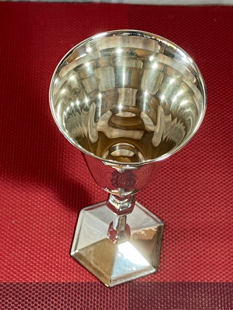 ①VAROSA VALENTi銀メッキ装飾カップ（ワインカップ）1個　箱付き