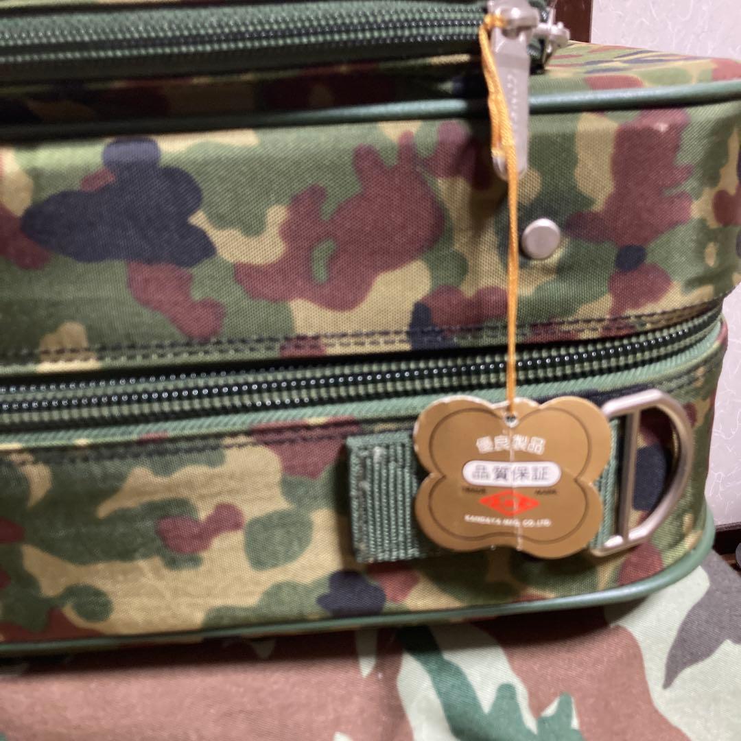 自衛隊　キャリーケース スーツケース