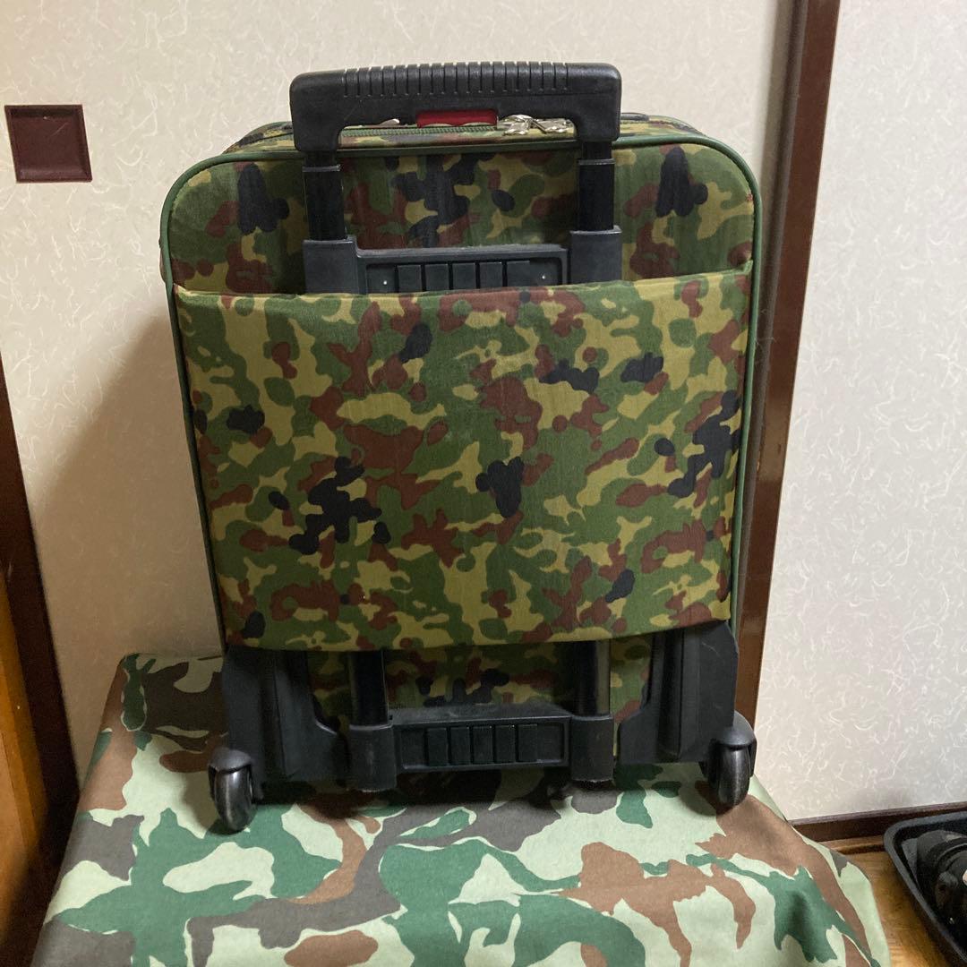 自衛隊　キャリーケース スーツケース
