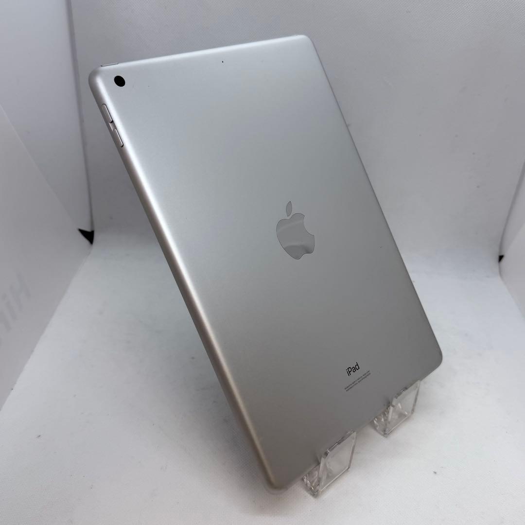 【良品】iPad (第7世代) Wi-Fiモデル 32GB - シルバー