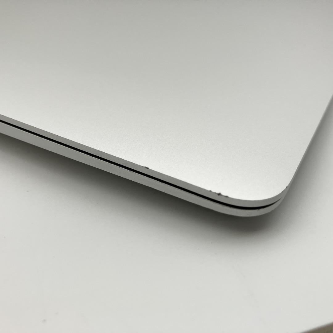 Apple MacBook Air M1チップ搭載 16GB 13インチ