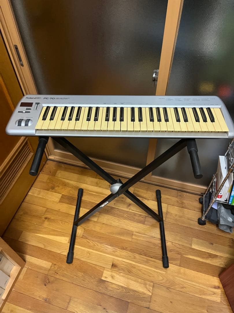 MIDI Roland PC-70キーボード,コントローラーSC-88Pro他
