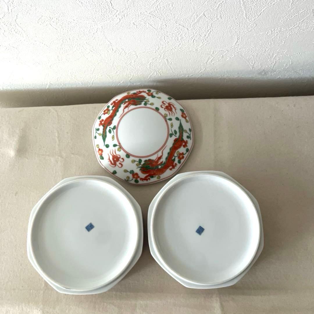 ☆M450 ○たち吉　赤絵　龍柄　蓋付き2段重【未使用】　美しい