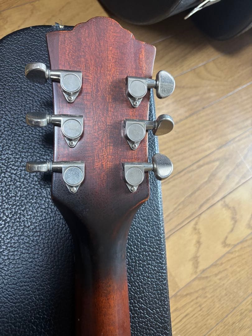 GUILD D-125 NAT 単板 ネック補修歴あり。エレアコ仕様