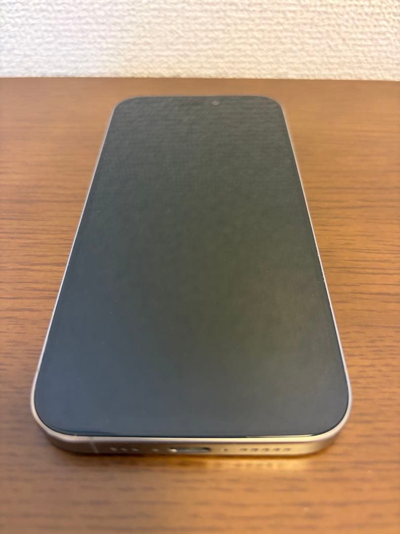 【美品】iPhone 15 Pro 128GBナチュラルチタニウム SIMフリー