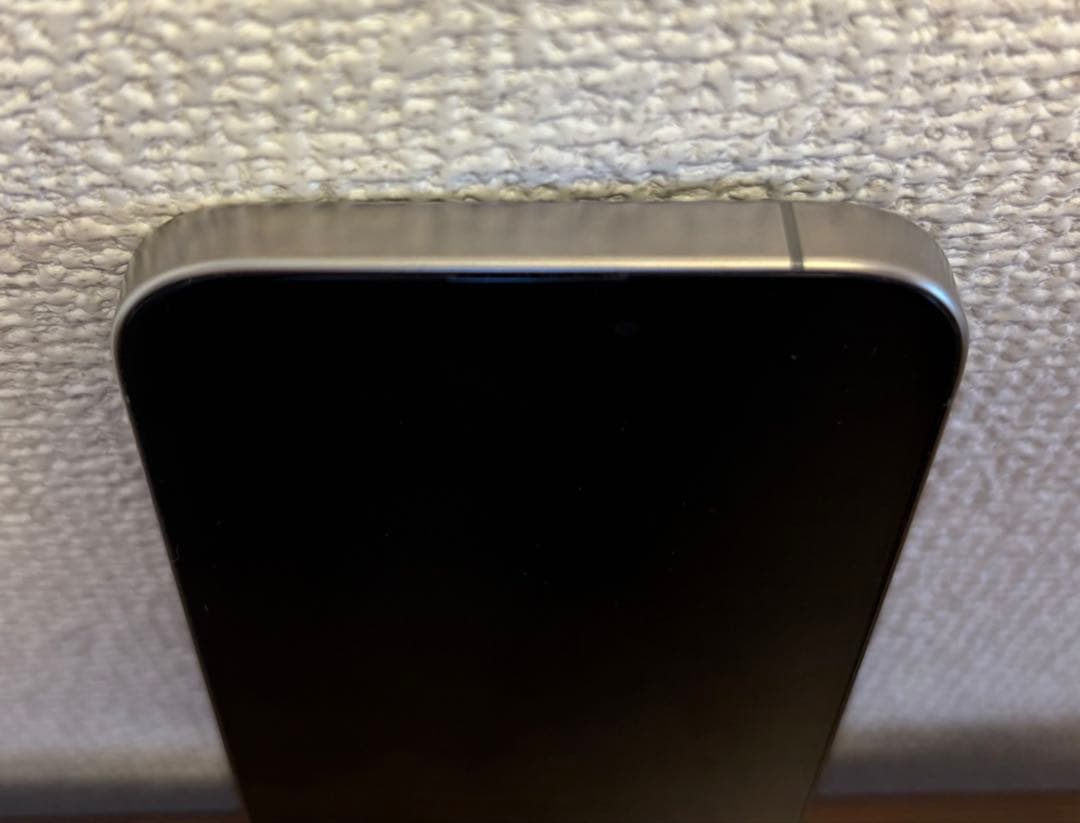 【美品】iPhone 15 Pro 128GBナチュラルチタニウム SIMフリー