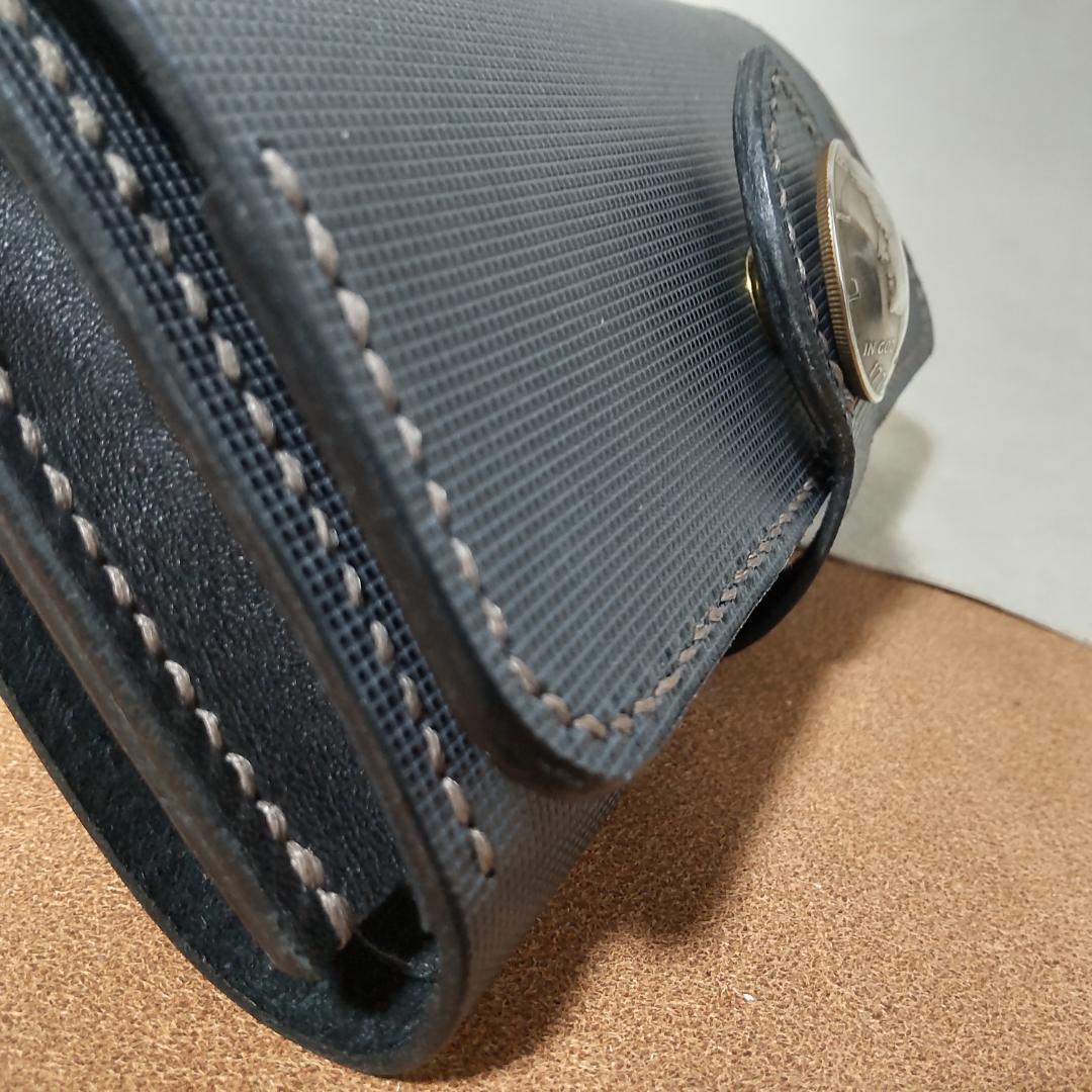 シャグポーチ三つ折り(グレー)牛革ブロック型押しケネディ肖像コンチョ【R-48】