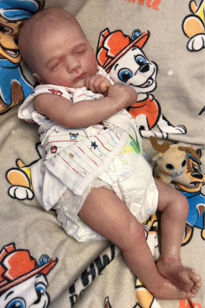 *・゜゜・*:.リボーンドール　ねんね男の子:*・゜゜・*