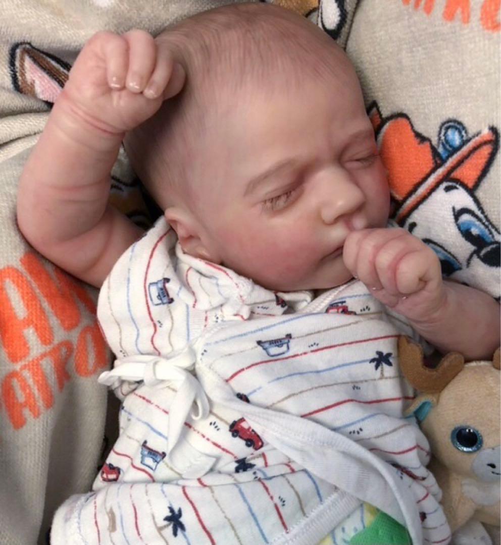 *・゜゜・*:.リボーンドール　ねんね男の子:*・゜゜・*