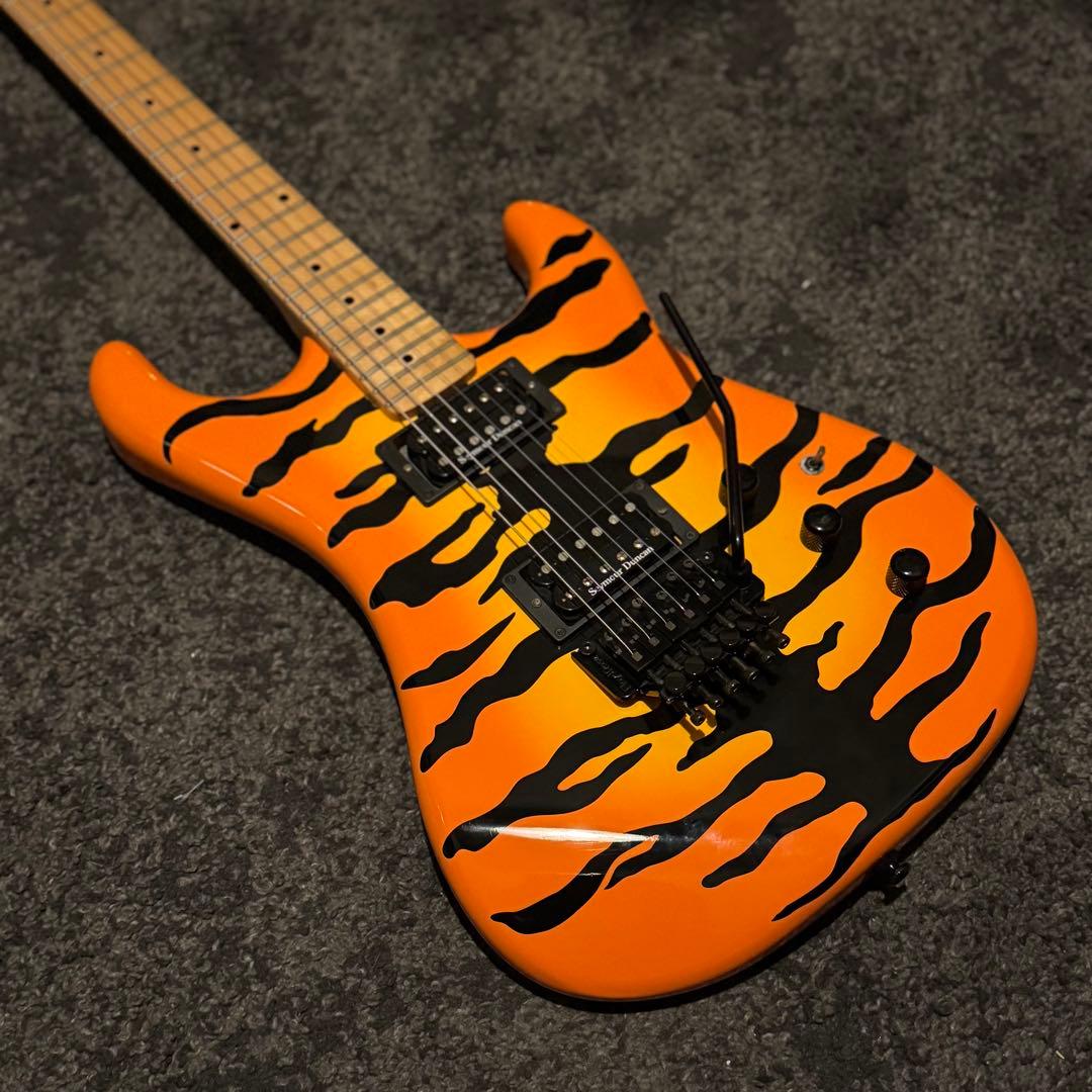 送料込 KRAMER USA エレキギター ビンテージ 極備品 弦高低め