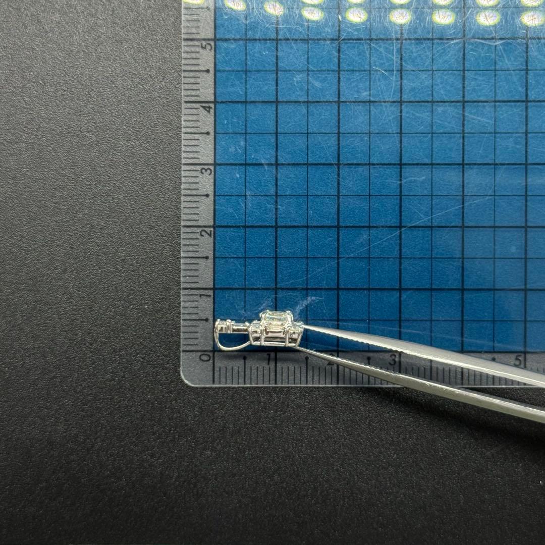 k18WG ダイヤモンドペンダントトップ