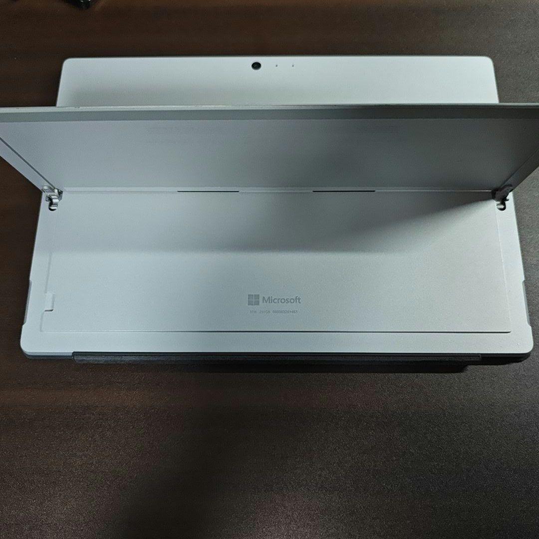 Microsoft Surface Pro (第5世代) Wi-Fiモデル