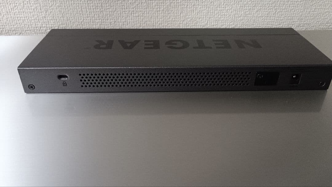 【動作品】NETGEAR GS116PP PoE+ 16ポート スイッチングハブ