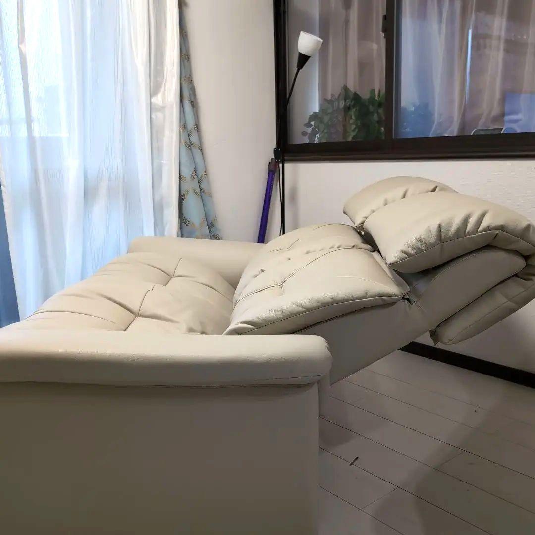 ベージュ色 2人掛けソファ 合成皮革