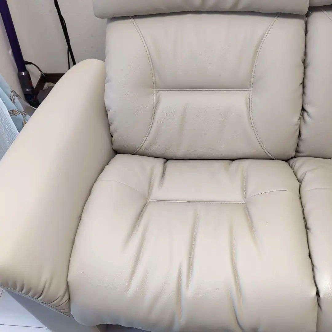 ベージュ色 2人掛けソファ 合成皮革