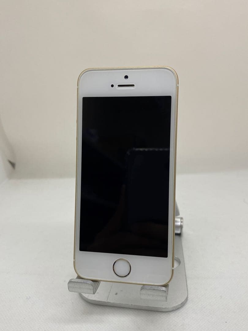 iPhone SE 64GB SIMフリー 69832