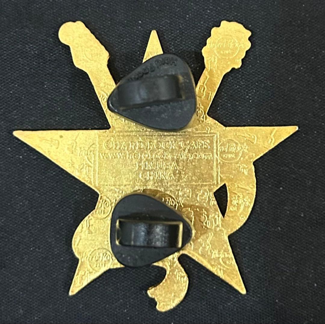 【未使用品】ハードロックカフェギター型/ブローチ・ピンバッジ 6個セット