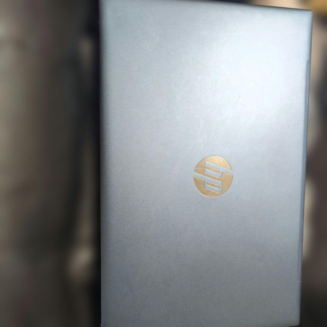 HP Pavilion 15-eg1008TU ノートPC