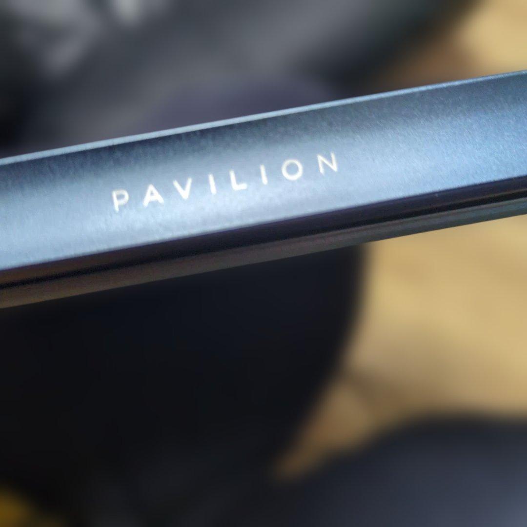 HP Pavilion 15-eg1008TU ノートPC