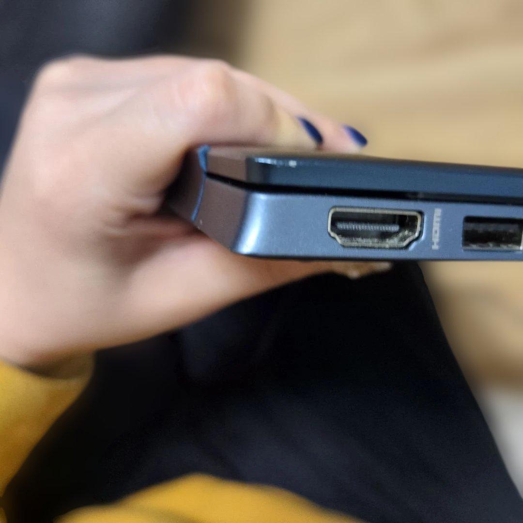 HP Pavilion 15-eg1008TU ノートPC