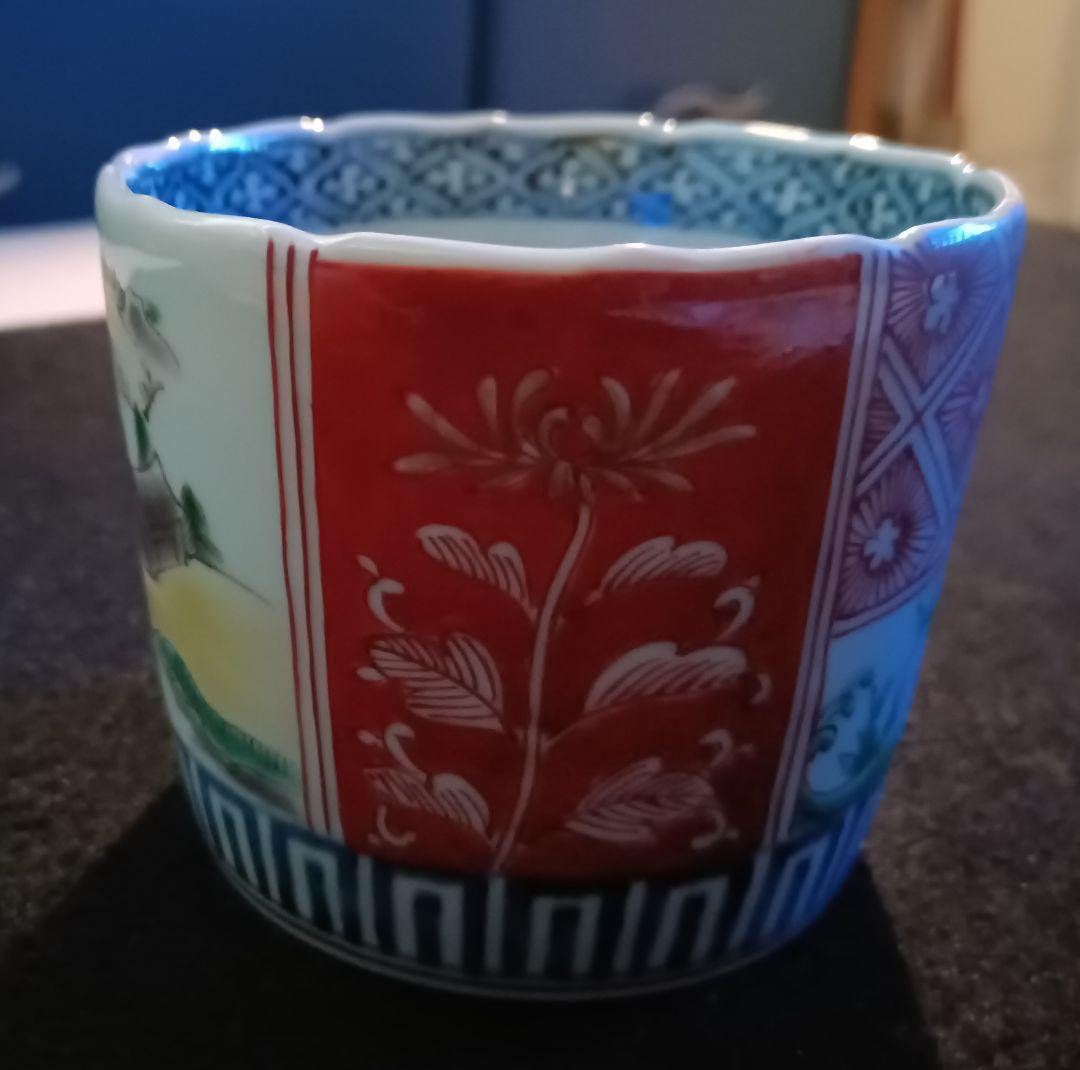 【古伊万里】蕎麦猪口　染付　色絵　山間風景図　花草文