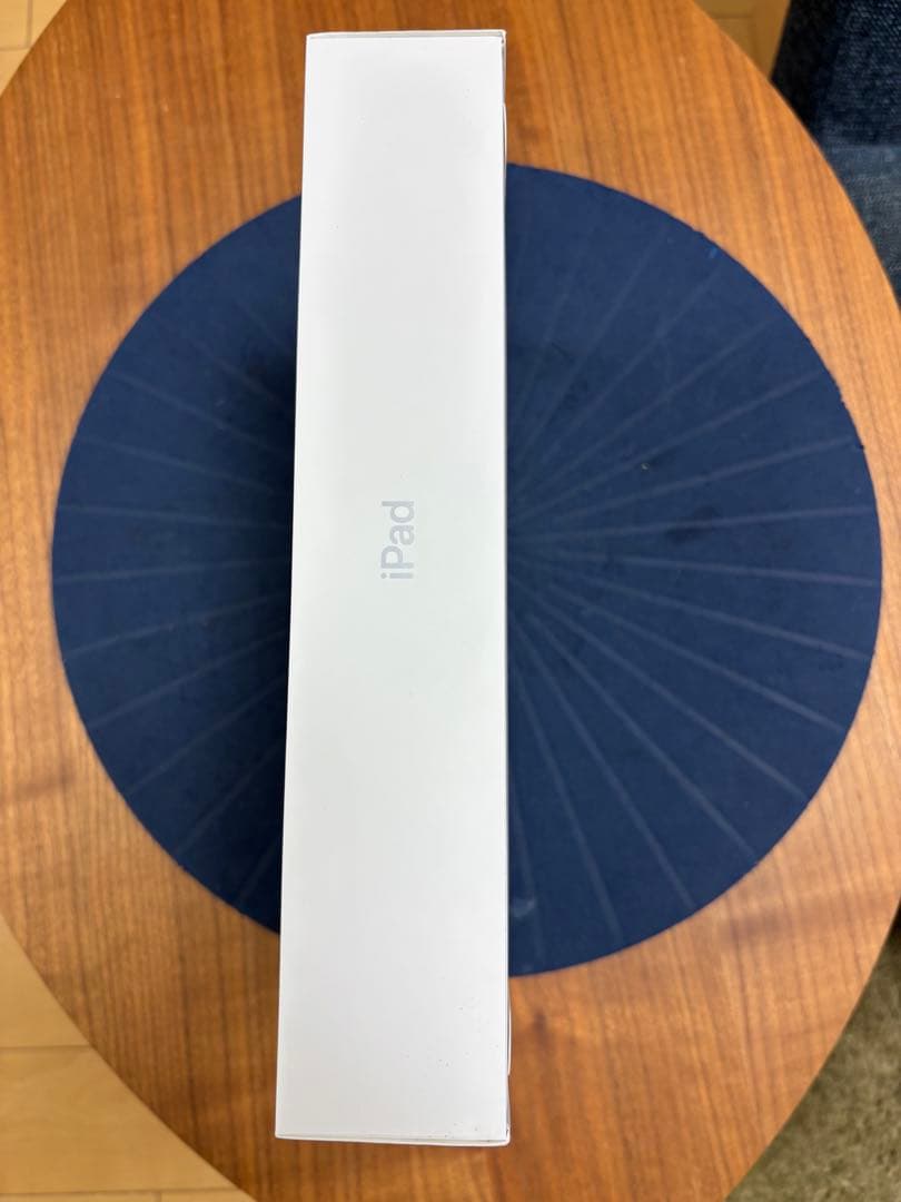 iPad A16 第11世代 256GB シルバー wifi 新品未使用