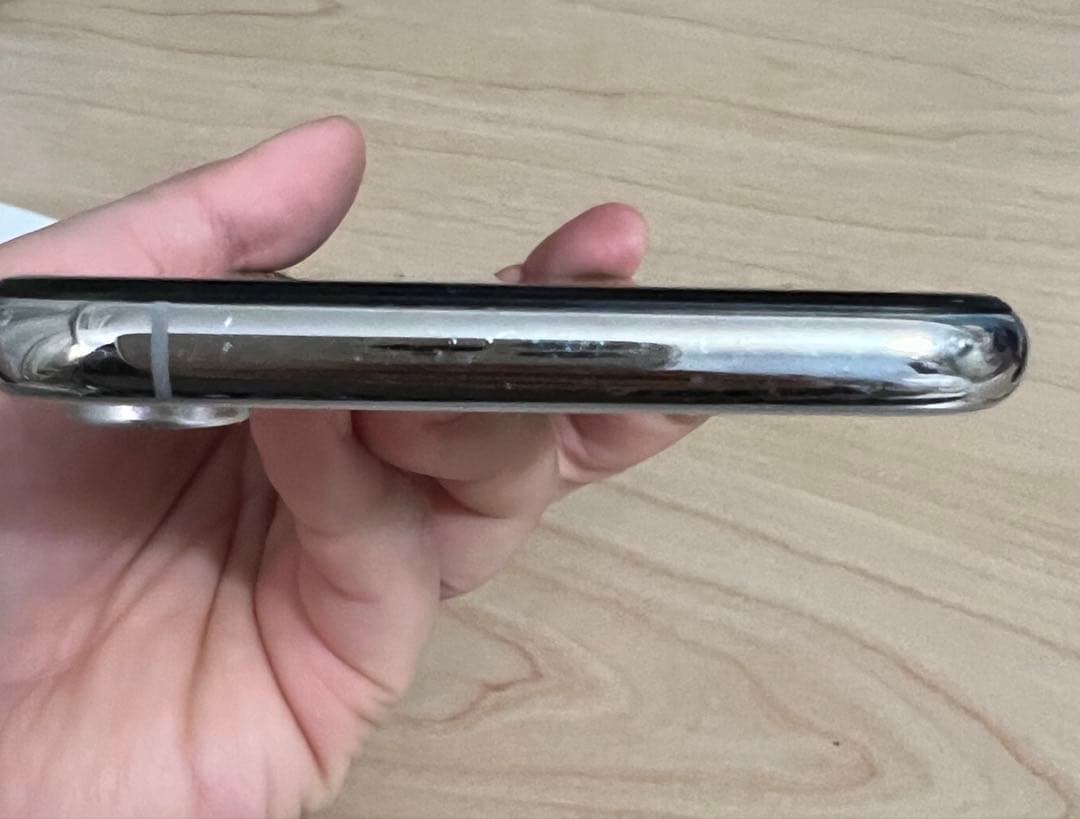 iPhone Xs 256GB SIMフリー　シルバー