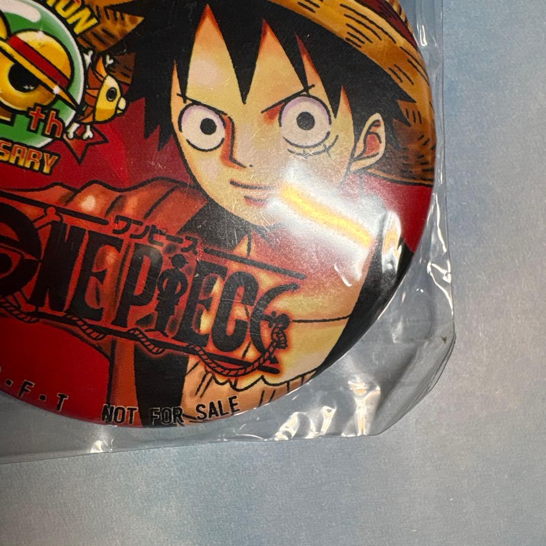 ONEPIECE ワンピース　ルフィ　20周年記念缶バッジ　セブンネット