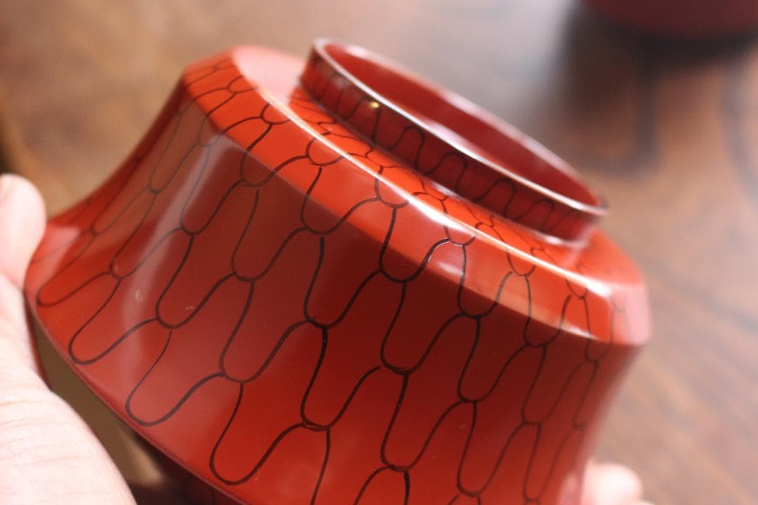 デッドストック！極上朱漆に風情ある網目文の美しい煮物椀2点（検輪島塗懐石道具