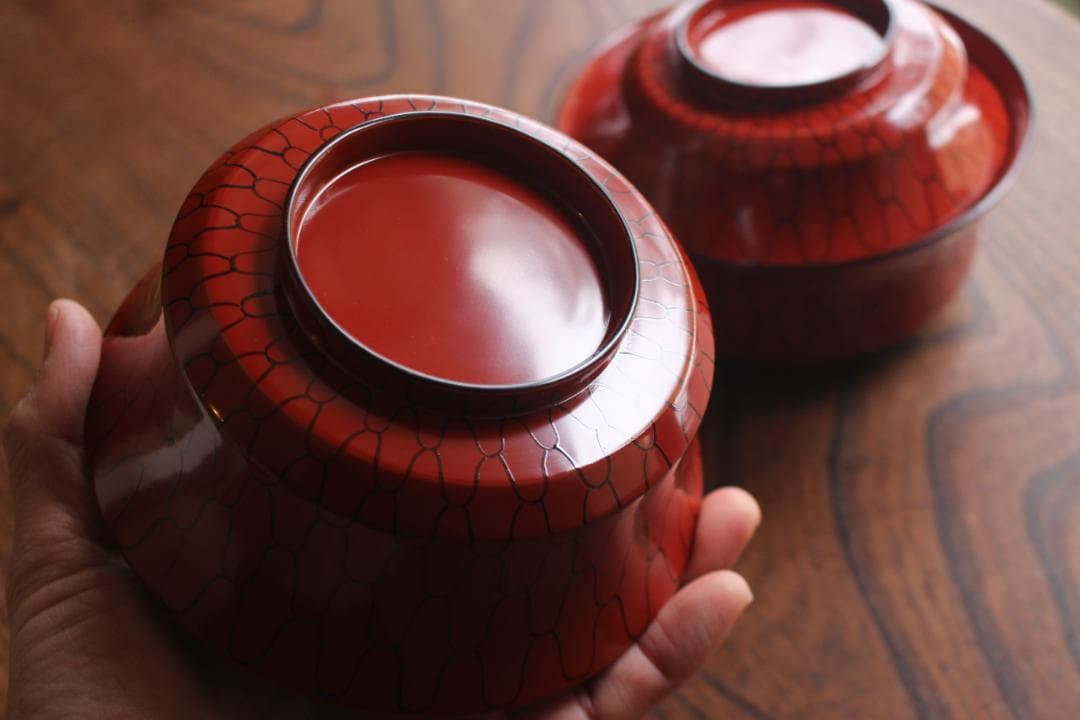 デッドストック！極上朱漆に風情ある網目文の美しい煮物椀2点（検輪島塗懐石道具