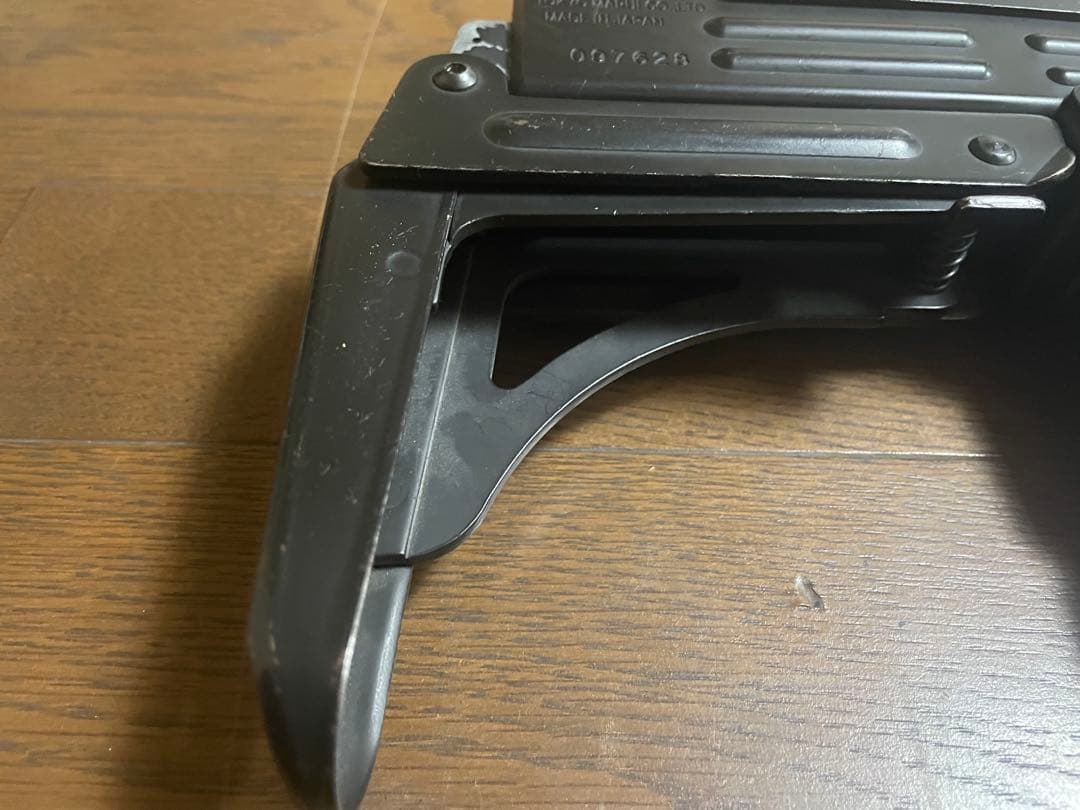 東京マルイ　UZI SMG 9mm x 19 電動エアガン