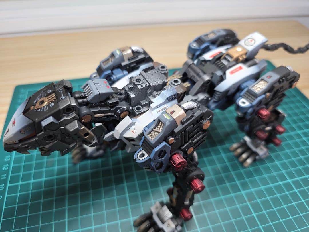 ゾイドHMMライガーゼロイエーガー全塗装