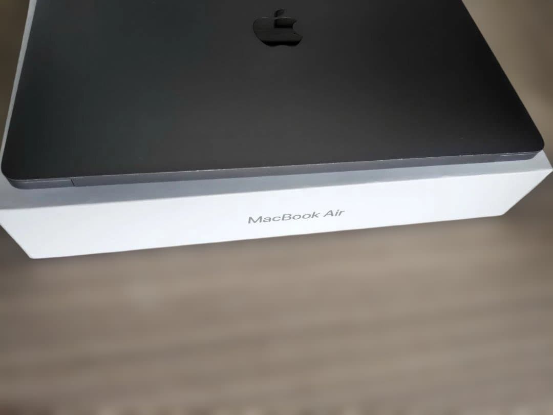 MacBook Air M1/2020/13.3インチ/512GB/8GB 美品