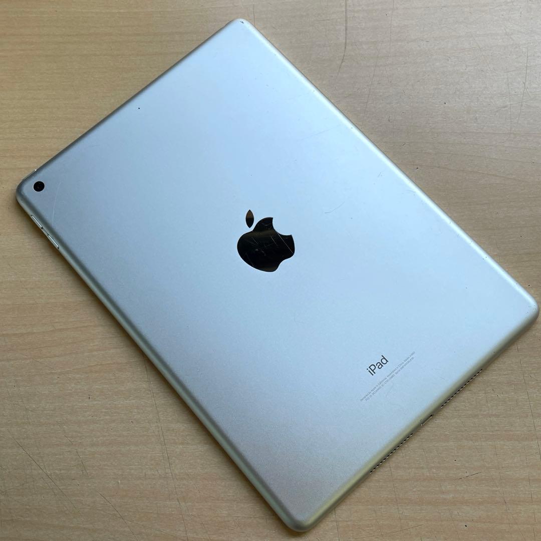 iPad 第6世代　A1893　Wi-Fiモデル　シルバー　32GB #D