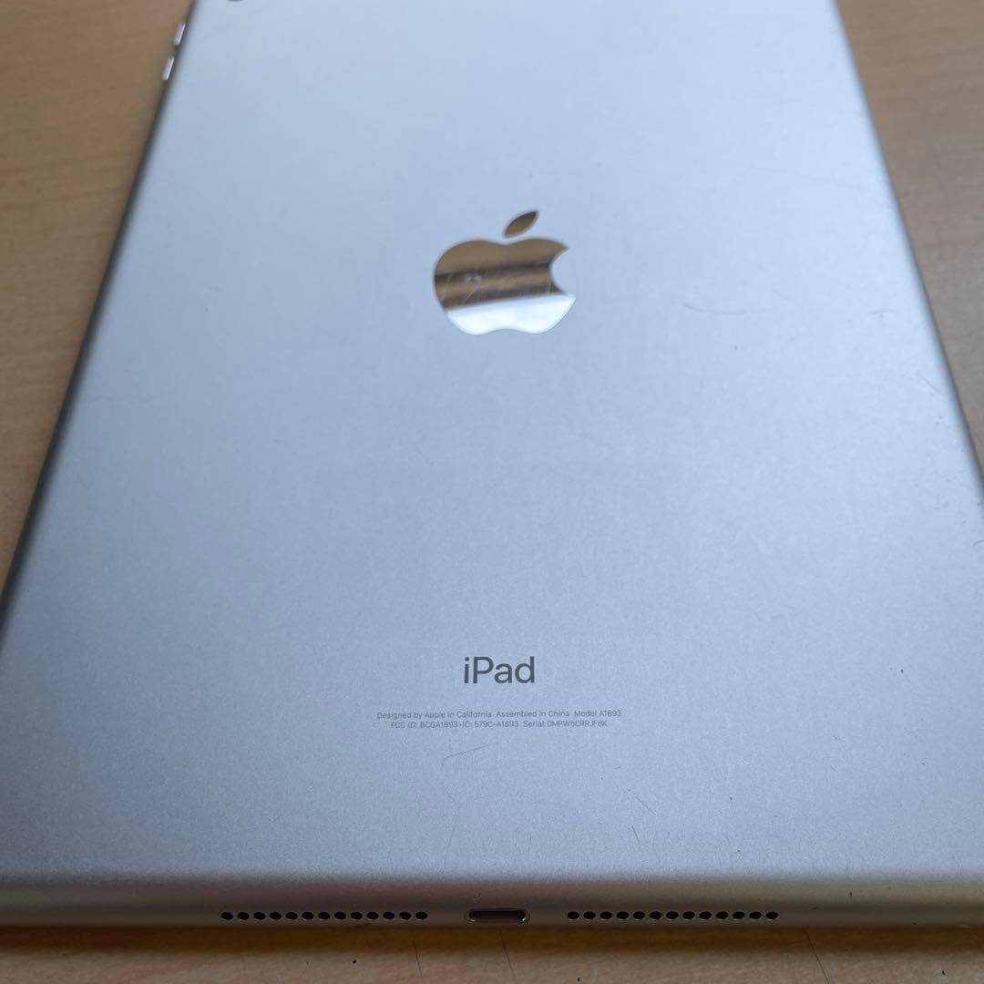 iPad 第6世代　A1893　Wi-Fiモデル　シルバー　32GB #D