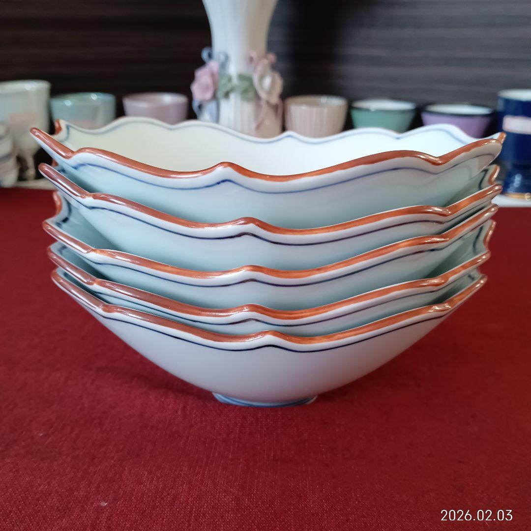 有田焼 青い装飾の四角形 陶器 深皿 10枚と有田焼 小鉢 10個