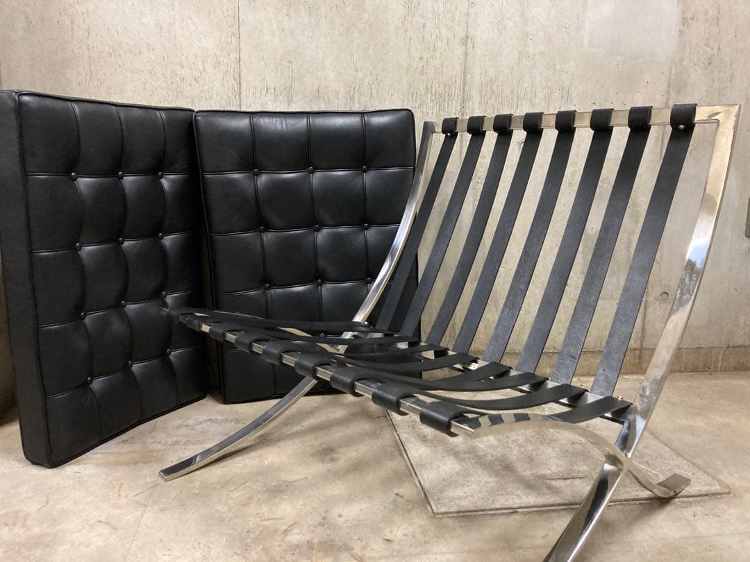 定価140万名作 良品 正規Knoll 黒 バルセロナ チェア③ オットマン