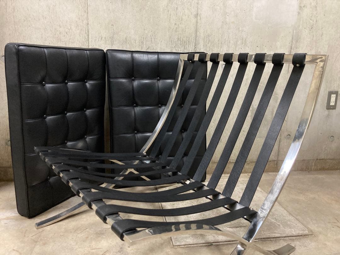 定価140万名作 良品 正規Knoll 黒 バルセロナ チェア③ オットマン