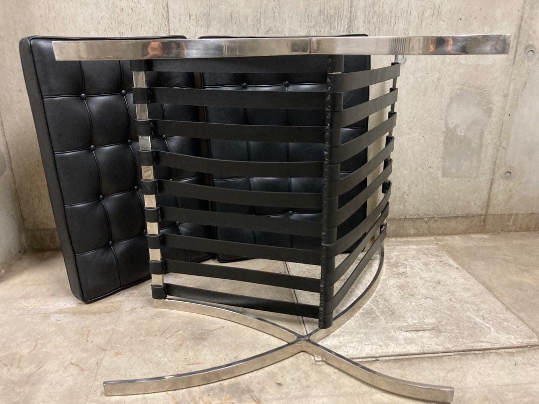 定価140万名作 良品 正規Knoll 黒 バルセロナ チェア③ オットマン