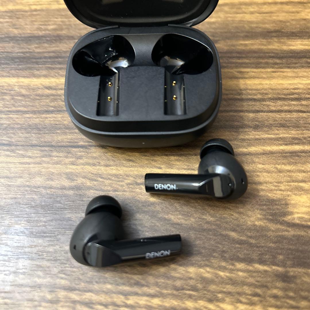【USED】DENON (デノン) AH-C840NCWワイヤレスイヤホン