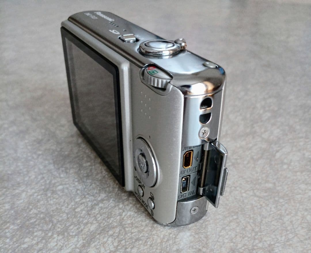美品 動作確認済 LUMIX DMC FX01 付属品完備 フィルム風写真